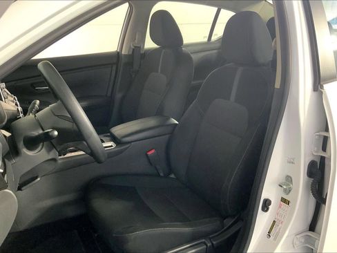 Used 2025 Nissan Sentra SV FWD image 22