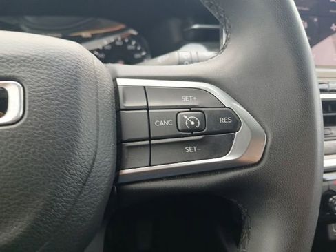 Used 2024 Jeep Compass Latitude AWD/4WD image 24