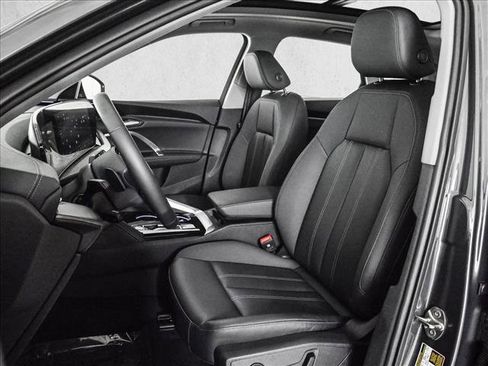 Certified 2025 Audi Q5 Premium w/ Convenience Package image 17