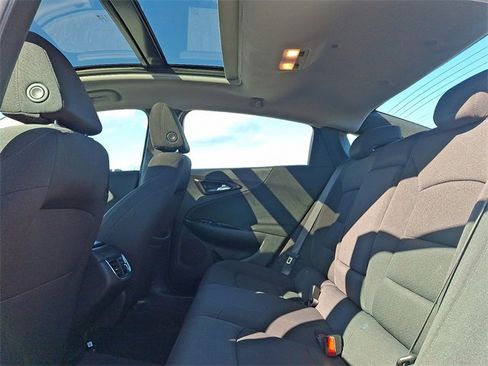 Used 2024 Chevrolet Malibu LT image 10