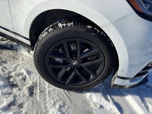 Used 2025 Land Rover Range Rover Velar Dynamic SE image 36