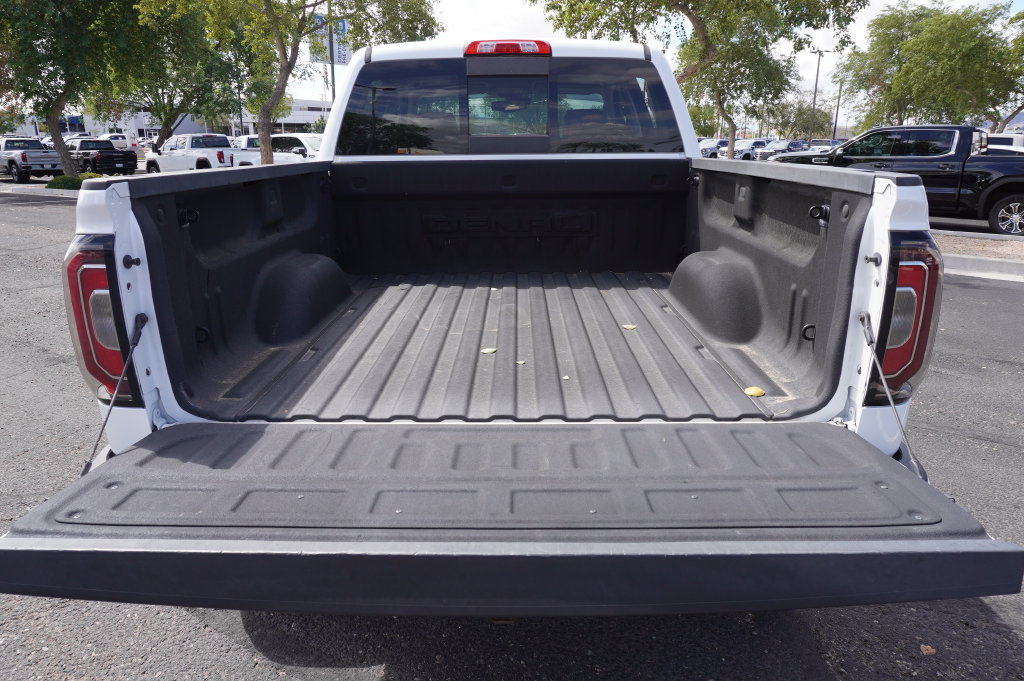 Used 2017 GMC Sierra 1500 Denali RWD image 11