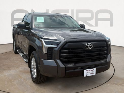 Used 2024 Toyota Tundra SR5 w/ SR5 Premium Package AWD/4WD image 4