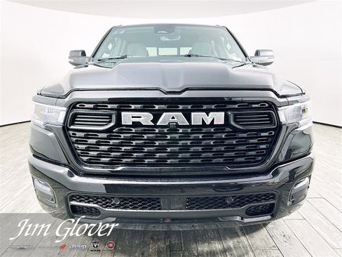 New 2026 RAM 1500 4x4 Crew Cab image 2