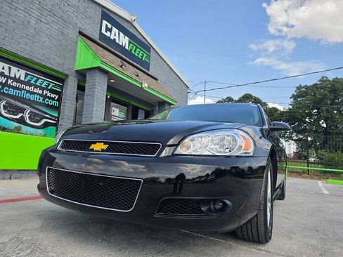 Used 2014 Chevrolet Impala LTZ FWD image 2