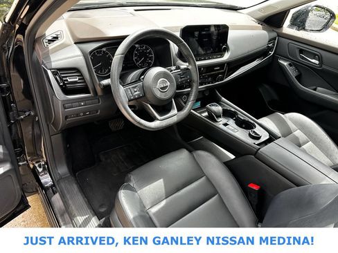 Certified 2023 Nissan Rogue SL w/ SL Premium Package AWD/4WD image 9