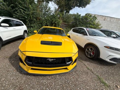 Used 2024 Ford Mustang Coupe RWD image 2
