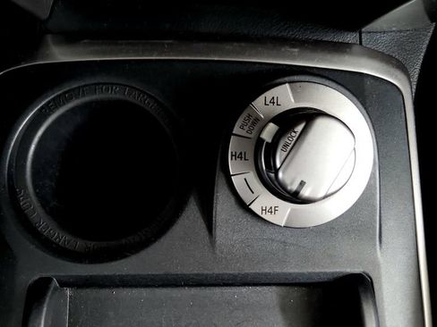 Used 2022 Toyota 4Runner Limited AWD/4WD image 27