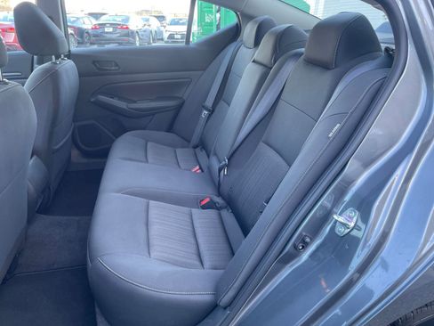 Used 2025 Nissan Altima 2.5 SV image 24