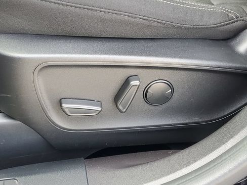 Certified 2023 Ford Escape Active AWD/4WD image 13