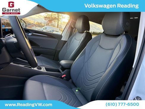 New 2026 Volkswagen Tiguan SE image 10