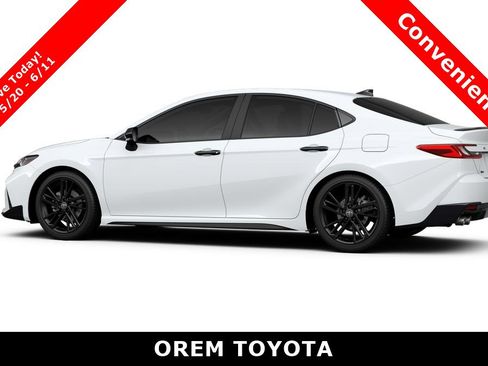New 2026 Toyota Camry Hybrid image 5
