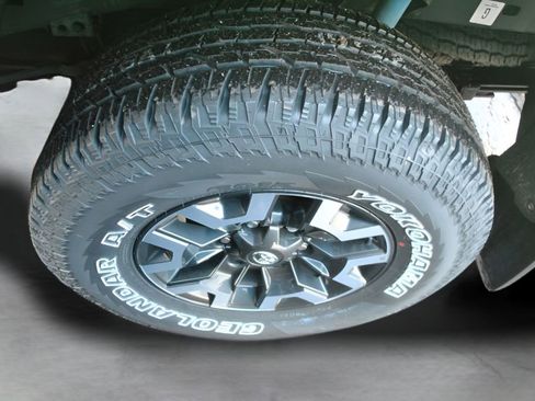 Certified 2023 Toyota Tacoma TRD Off-Road w/ TRD Premium Off Road Package image 29