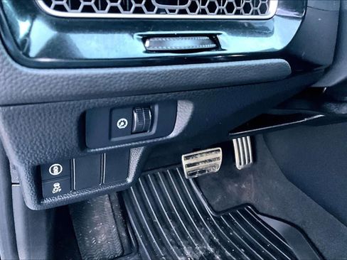 Used 2023 Honda Civic Sport image 32