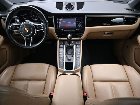Used 2019 Porsche Macan image 24