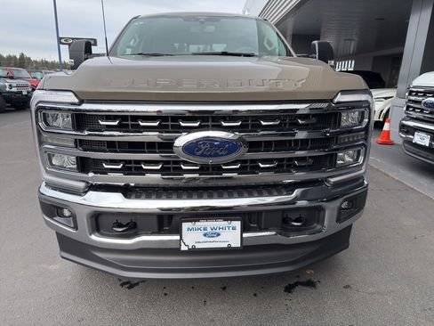 New 2026 Ford F250 XLT w/ XLT Premium Package AWD/4WD image 9
