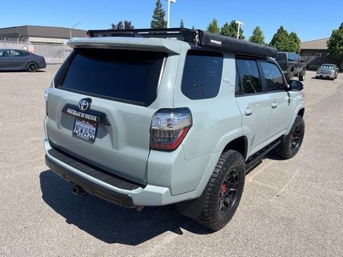 Used 2023 Toyota 4Runner TRD Off-Road Premium w/ Moonroof Package AWD/4WD image 5