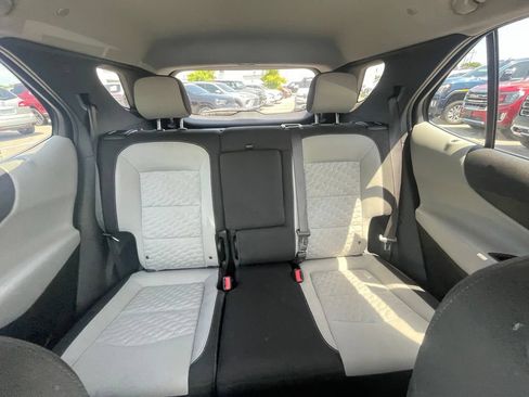 Used 2021 Chevrolet Equinox LT FWD image 20