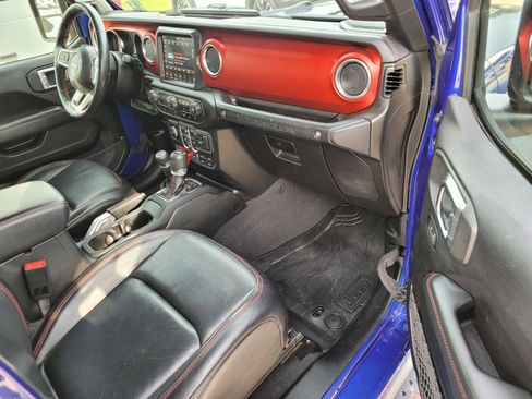 Used 2019 Jeep Wrangler Unlimited Rubicon AWD/4WD image 24