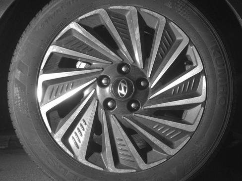 Used 2025 Hyundai Sonata SEL FWD image 18