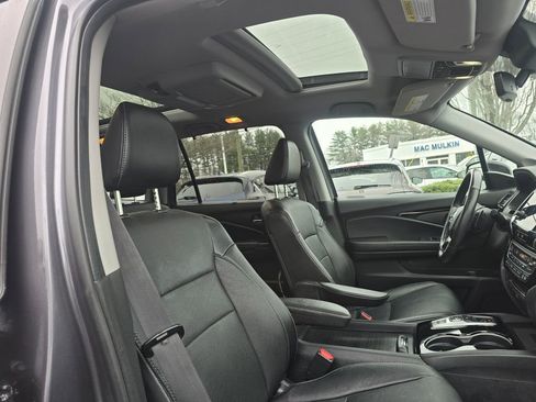 Used 2021 Honda Pilot Elite image 12