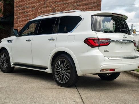 Used 2023 INFINITI QX80 Sensory w/ Cargo Package AWD/4WD image 7