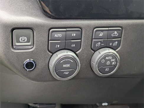 New 2025 Chevrolet Silverado 1500 RST image 14