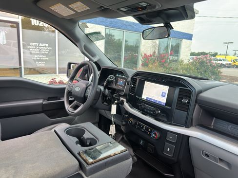 Used 2023 Ford F150 XL RWD image 10