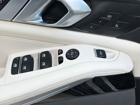 Used 2024 BMW X5 M60i w/ Climate Comfort Package image 19