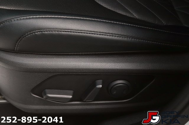 Certified 2024 Kia Sportage X-Line w/ X-Line Premium Package AWD/4WD image 19