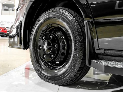 Used 2024 Mercedes-Benz Sprinter 3500 image 46