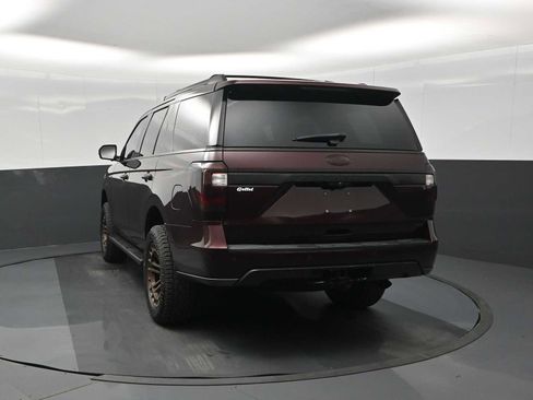 Used 2021 Ford Expedition XLT image 6