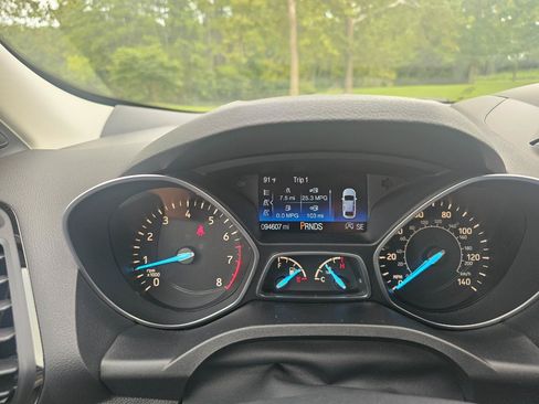 Used 2017 Ford Escape Titanium w/ Equipment Group 301A AWD/4WD image 35