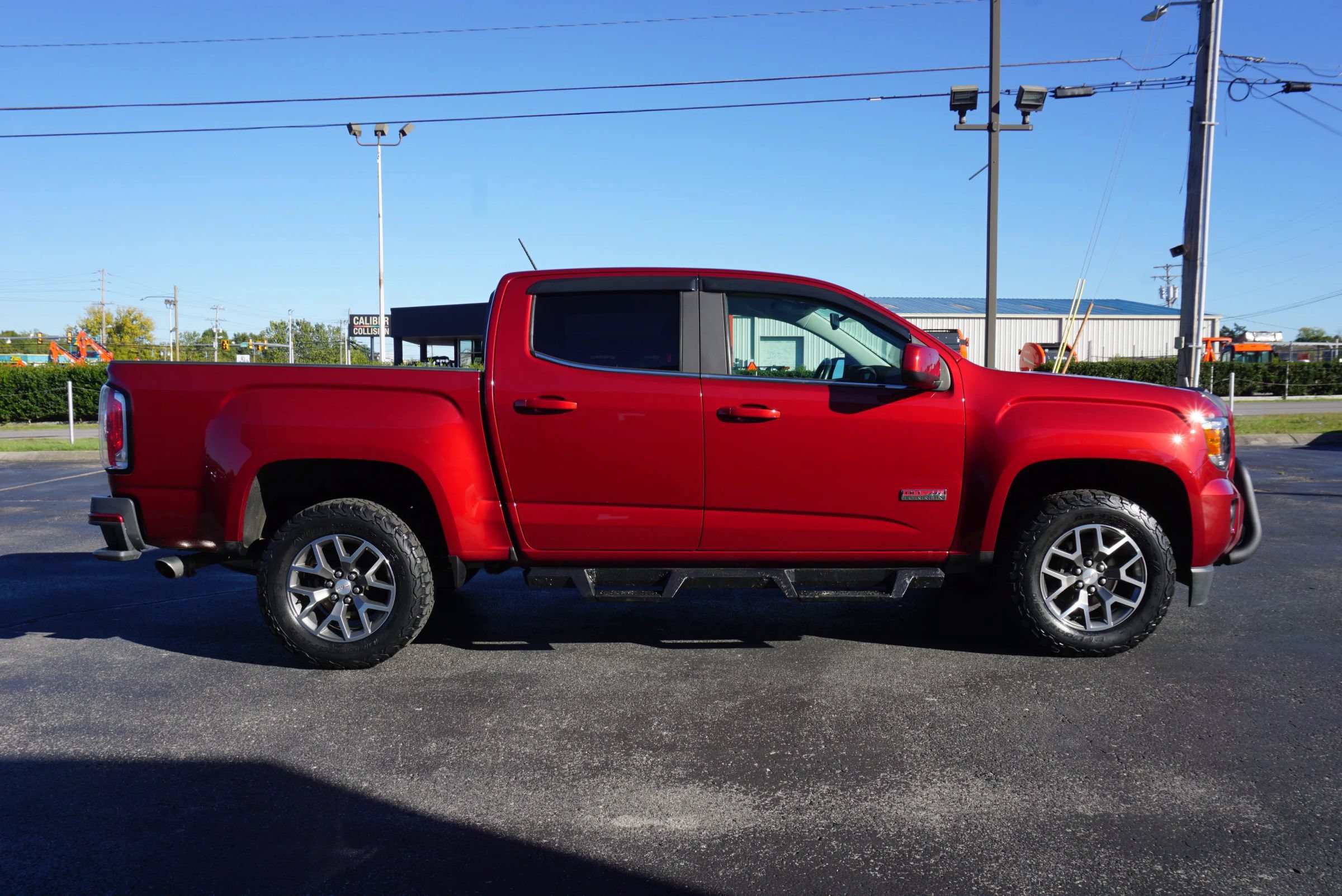 Used 2018 GMC Canyon All Terrain w/ Trailering Package AWD/4WD image 4