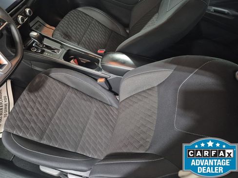 Used 2023 Nissan Kicks SV FWD image 37