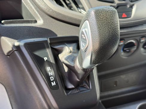 Used 2017 Ford Transit 250 148 Medium Roof RWD image 22