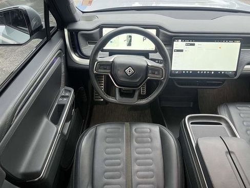 Used 2023 Rivian R1S Adventure image 15