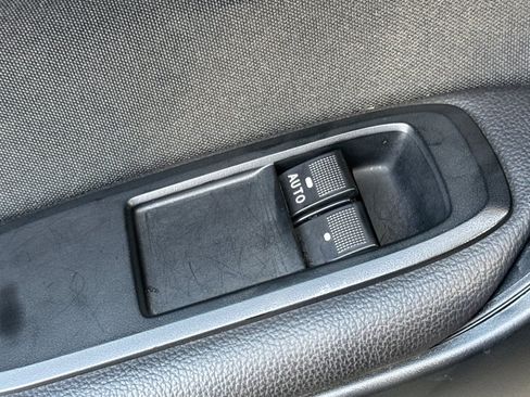 Used 2022 Ford Ranger XLT w/ FX4 Off-Road Package image 11