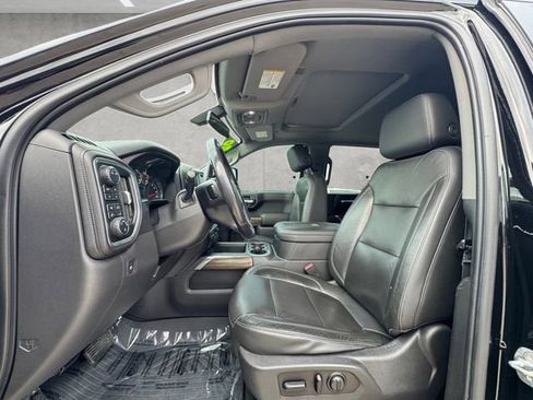 Used 2020 Chevrolet Silverado 1500 RST image 19