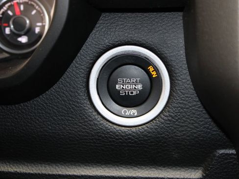 Used 2024 RAM 1500 Laramie image 40