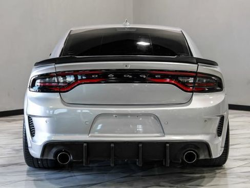Used 2020 Dodge Charger Scat Pack RWD image 10