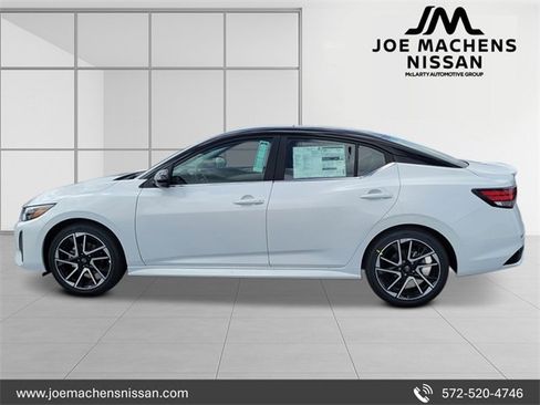 New 2025 Nissan Sentra SR image 3