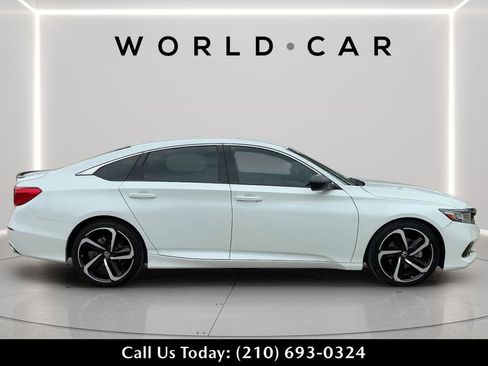 Used 2022 Honda Accord Sport image 8