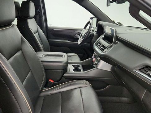 Used 2021 GMC Yukon SLT w/ SLT Premium Package image 28