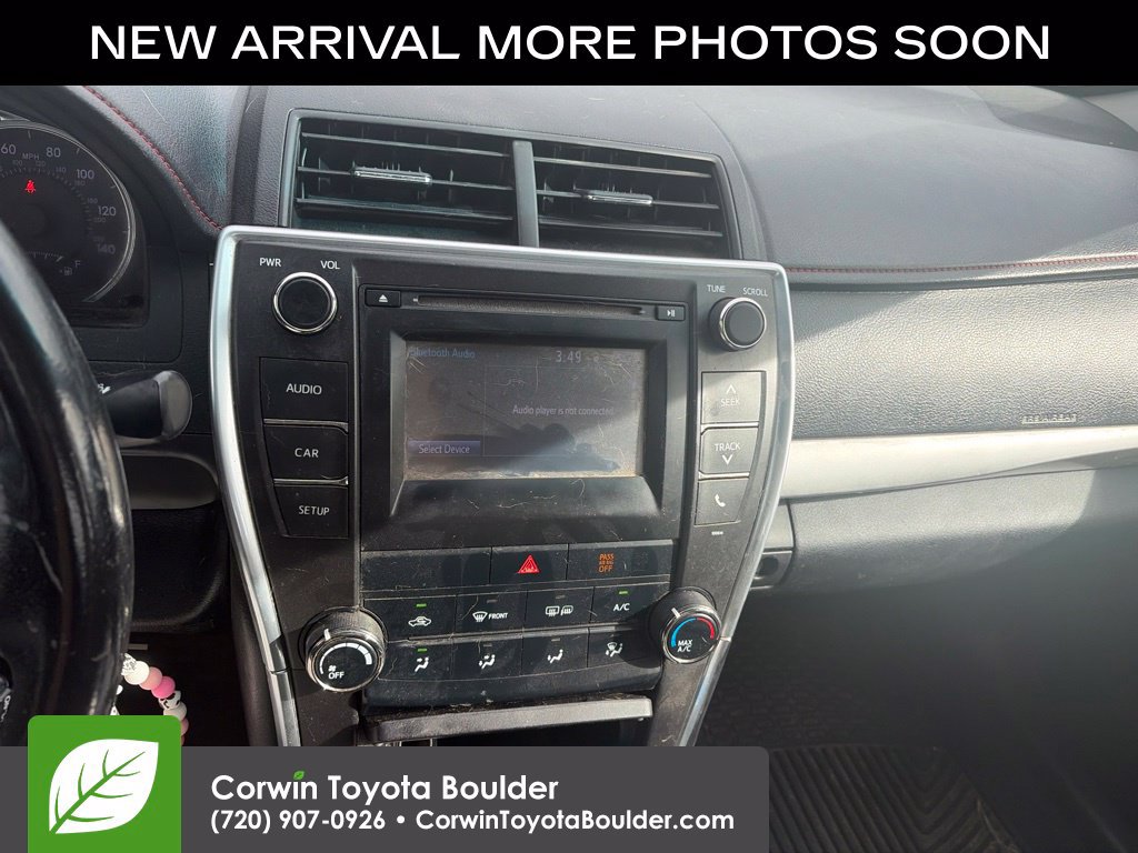 Used 2016 Toyota Camry SE FWD image 12
