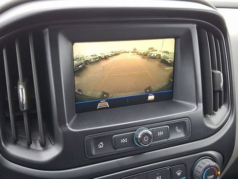 Certified 2021 Chevrolet Colorado W/T w/ Custom Special Edition image 18