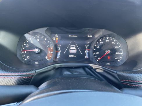 Used 2025 Jeep Compass Trailhawk w/ Trailhawk Convenience Group image 17