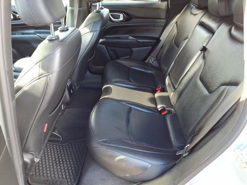 Used 2025 Jeep Compass Trailhawk w/ Trailhawk Elite Group image 12