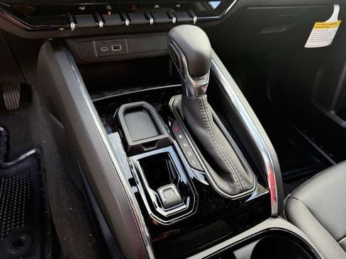 New 2026 GMC Canyon Elevation w/ Convenience Package image 13