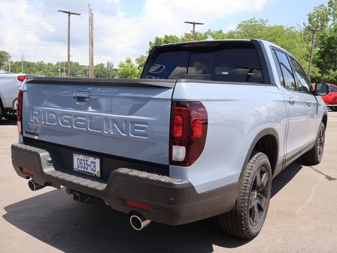 New 2026 Honda Ridgeline Black Edition image 6